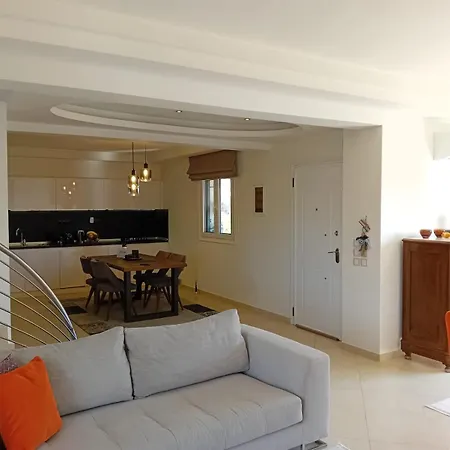 Alexandra Near Corfu Town Kompítsion