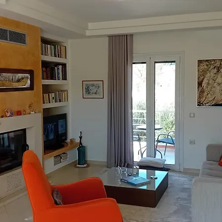 Alexandra Near Corfu Town Apartment